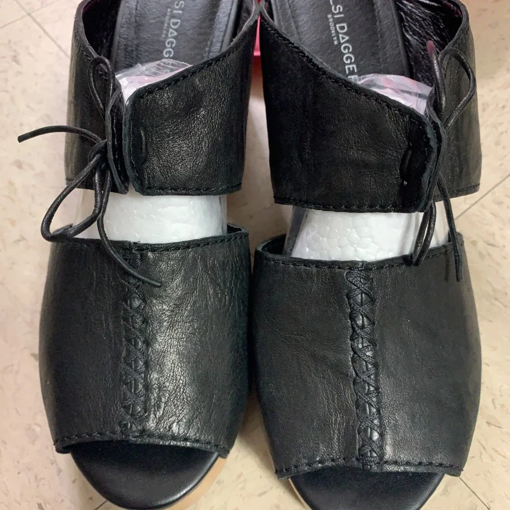 KELSI DAGGER Brooklyn Marion Black Platform Open Toe Slip On Clogs Womens Sz 9.5